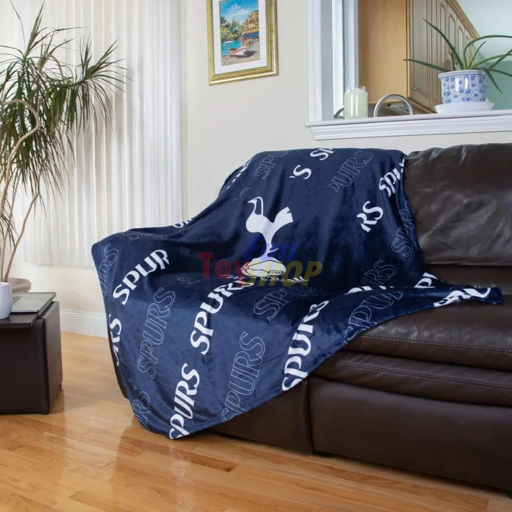 Tottenham Hotspur Q2 3D Fleece & Sherpa Blanket