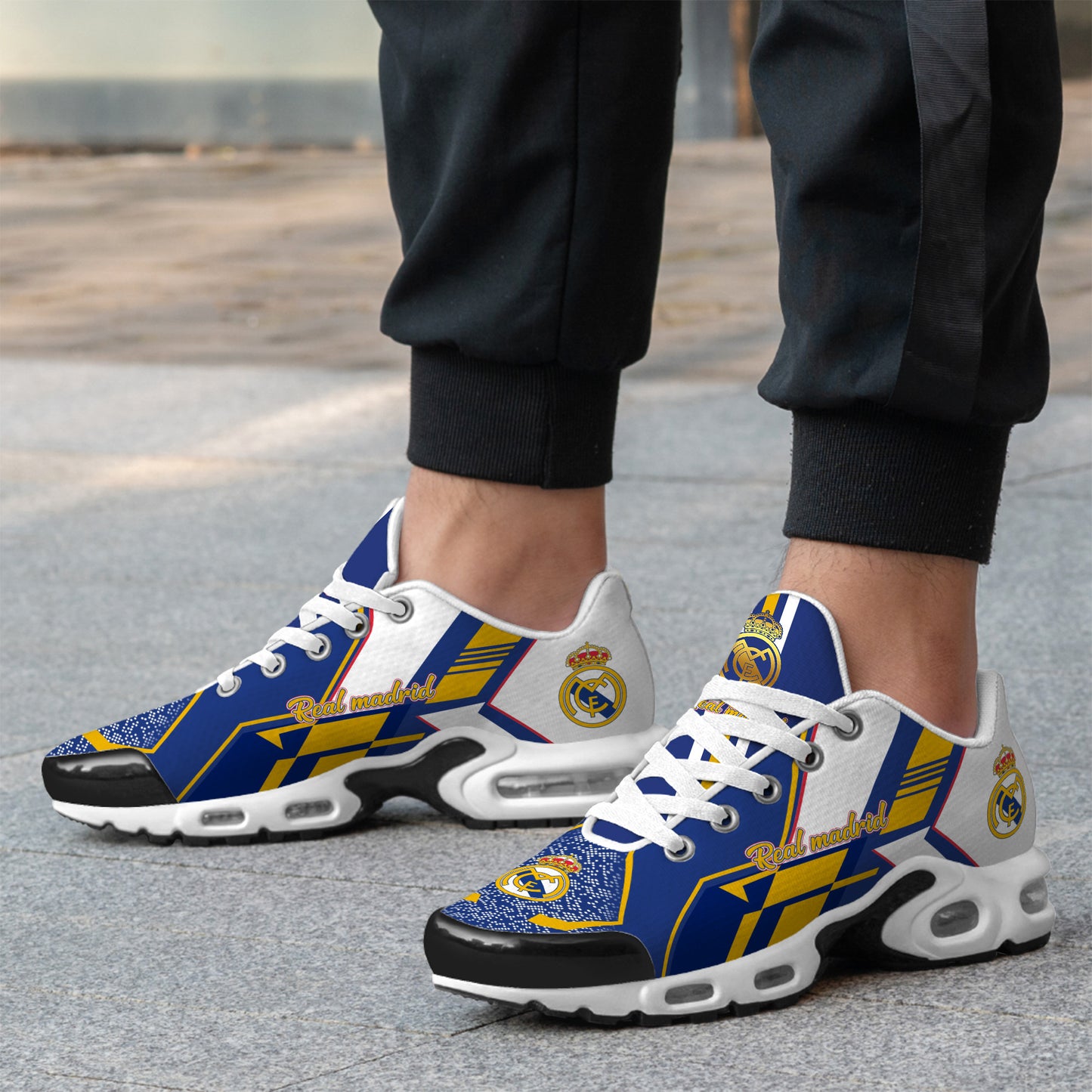 Real Madrid Sport Air Cushion Sneaker V6