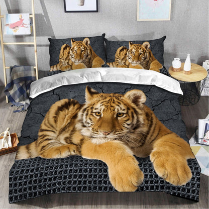 Beautiful Tiger Love All Over Printed Bedding Set