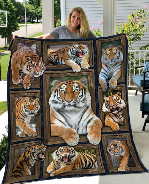 Tiger Q2 Fleece Blanket