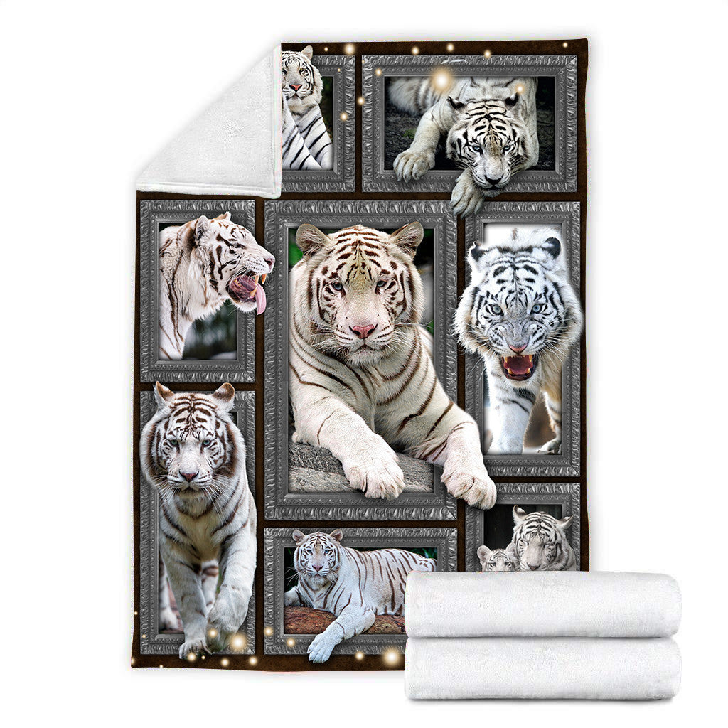 White Tiger Art Fleece Blanket