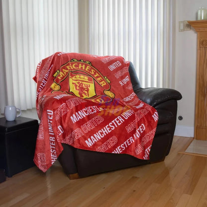 Manchester United Q2 3D Fleece & Sherpa Blanket
